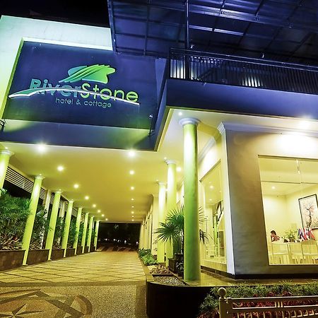 Riverstone Hotel & Cottage Batu  Luaran gambar