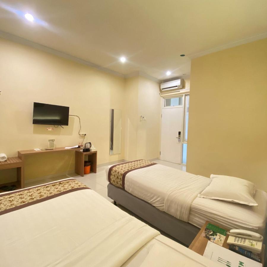 Riverstone Hotel & Cottage Batu  Luaran gambar