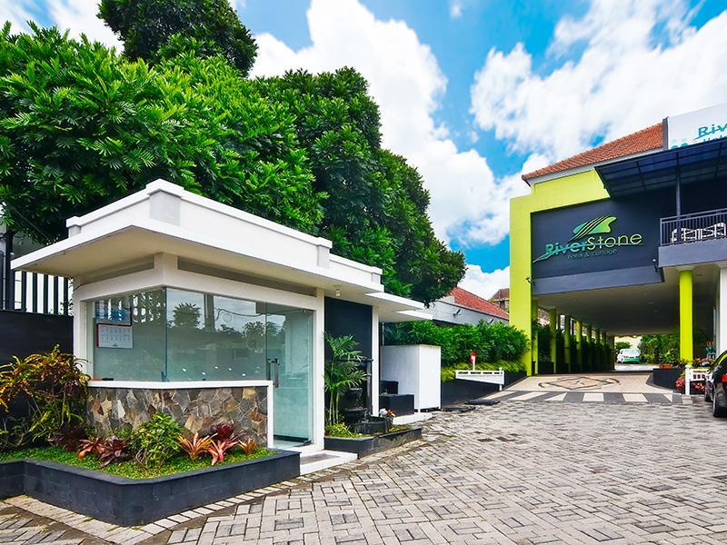 Riverstone Hotel & Cottage Batu  Luaran gambar