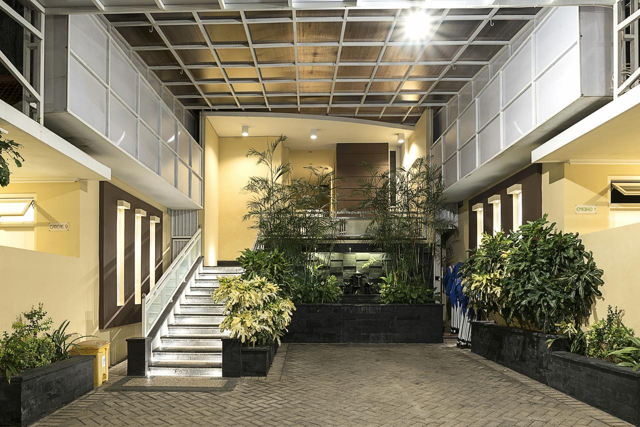 Riverstone Hotel & Cottage Batu  Luaran gambar
